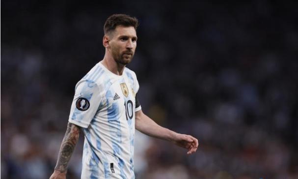 对「狸谱APP」上头了上头了，各种AIGC二次元同人图给我上（＊有武威铜奔马同人ACG）！